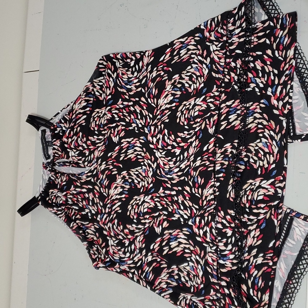 WHBM knit halter size M